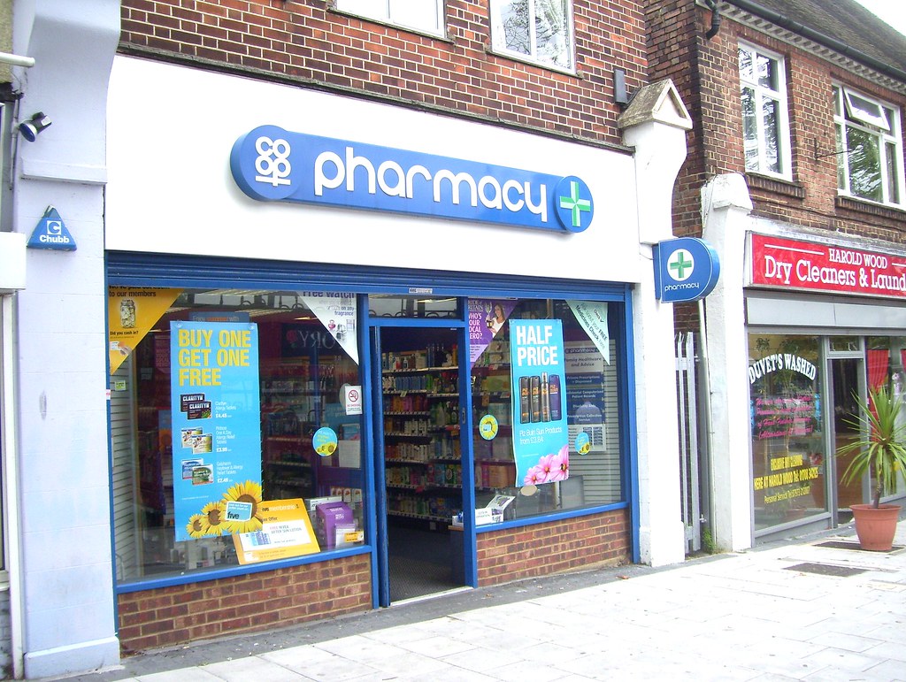 HAROLD WOOD (7 Station Rd, Harold Wood, Romford, Essex RM3… Flickr