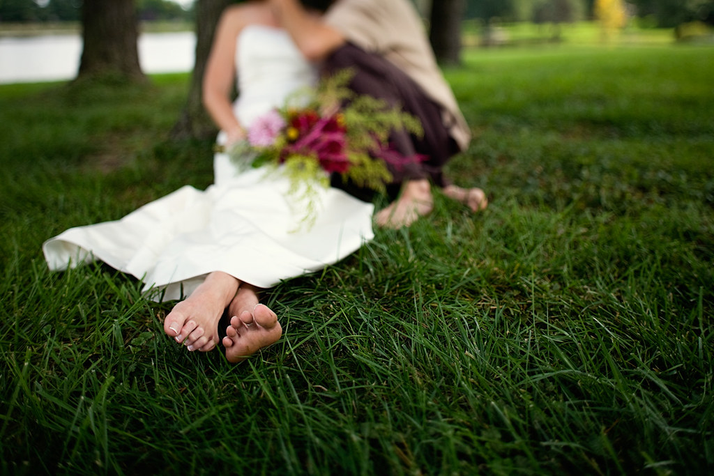 Barefoot wedding? Have a SHOE CHECK! • Offbeat Wed (was Offbeat Bride)