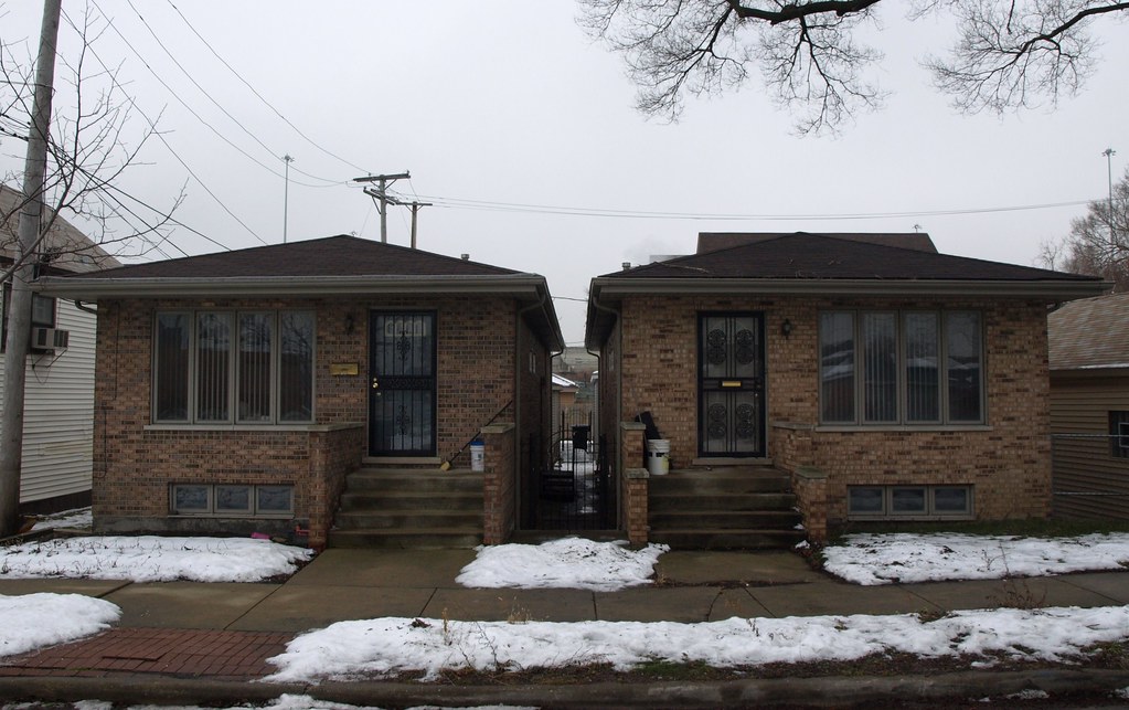 2529 and 2531 S. Hillock Avenue Twin bungalows constructed… Flickr