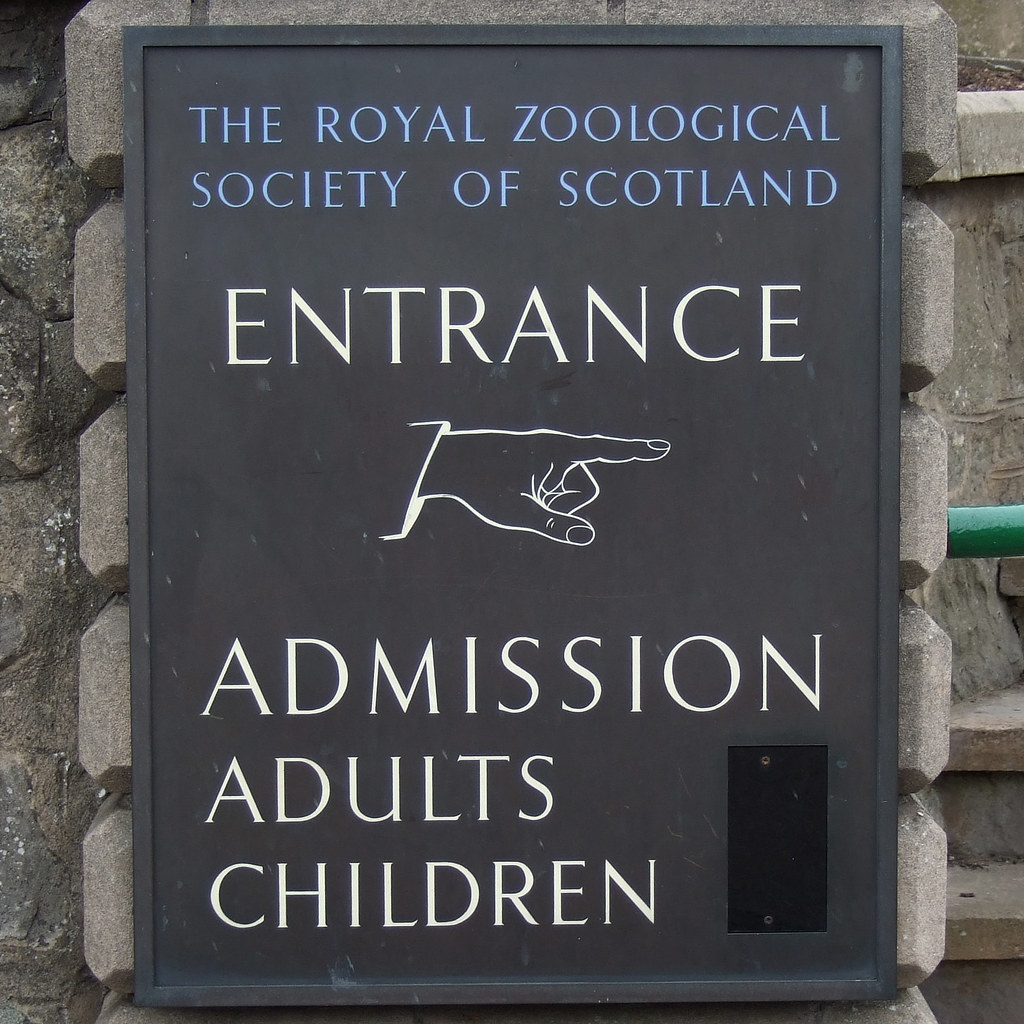 ENTRANCE Edinburgh Zoo Edinburgh, Midlothian, Scotland, UK… Leo