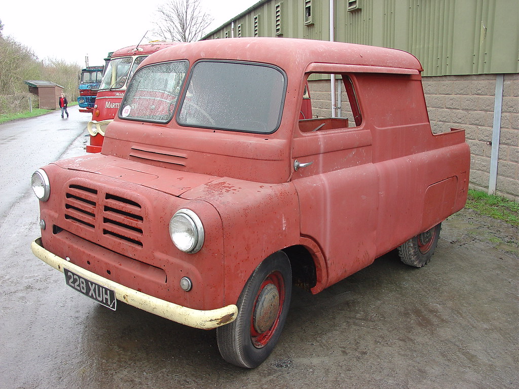 228 XUH 1954 Bedford CA Pick Up Bedford CA very rare ear… Flickr