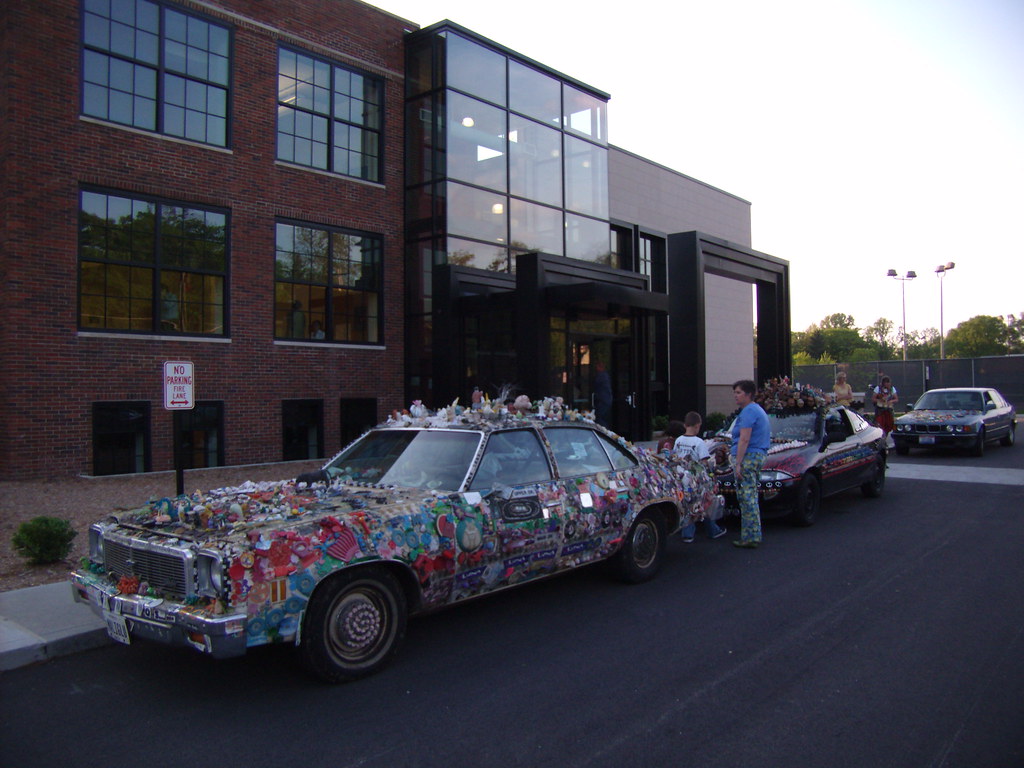Peggy R. McConnell Arts Center of Worthington Artcars