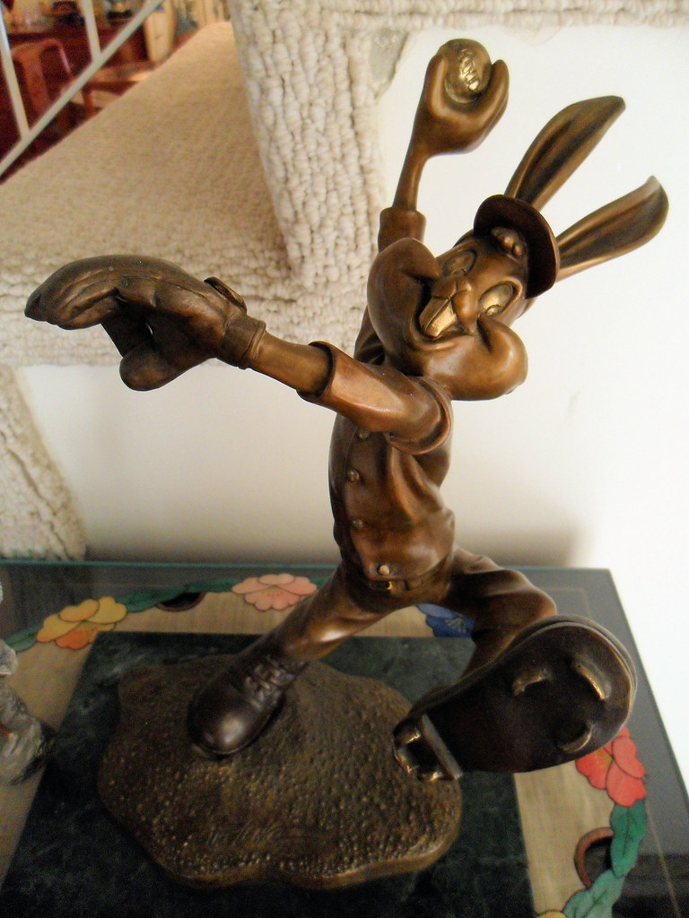 Bugs Bunny Baseball Authentic WB sculpture of Bugs Bunny… Flickr