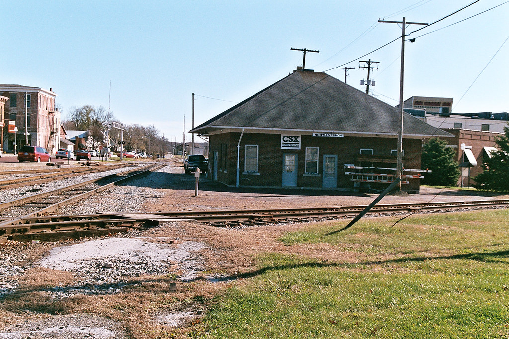 North Vernon, Indiana The tracks on the left are CSX, form… Flickr