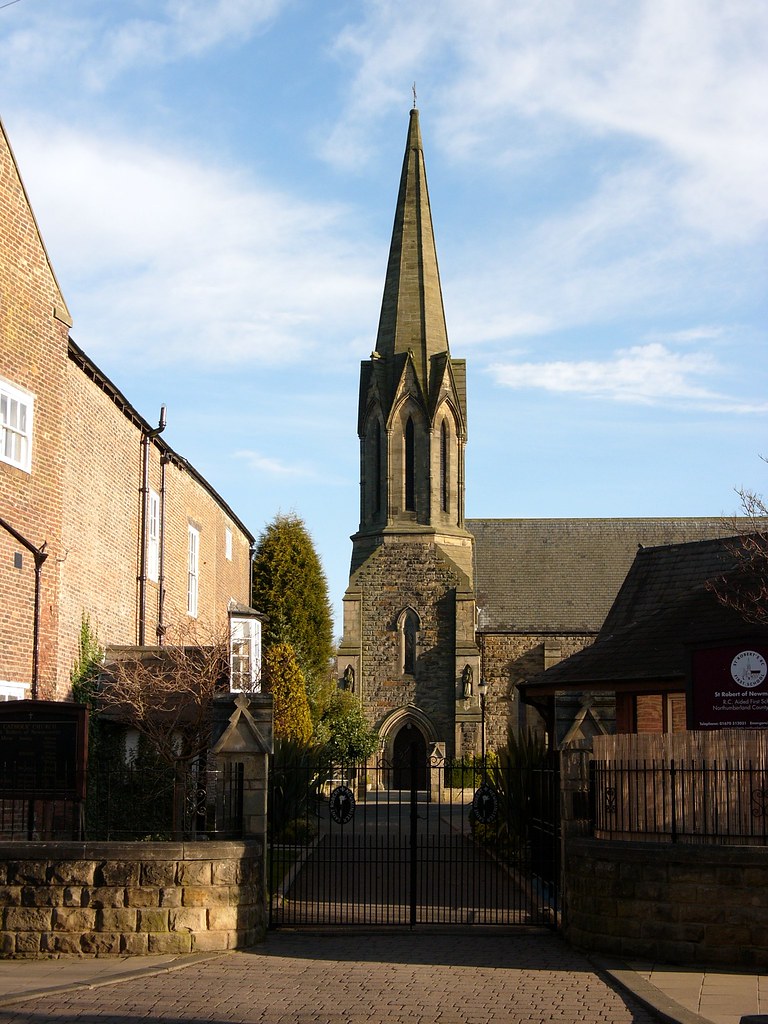 MORPETH ST. ROBERTS CHURCH Now minus the large tree at the… Flickr