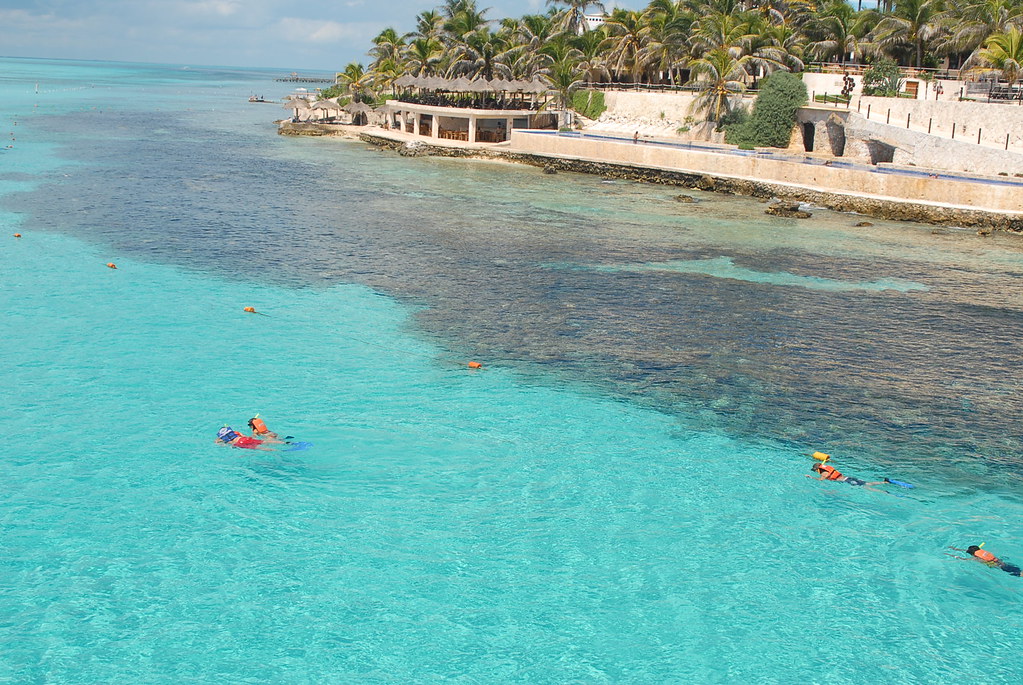 Snorkel Garrafon Natural Reef Park offers you the best Isl… Flickr