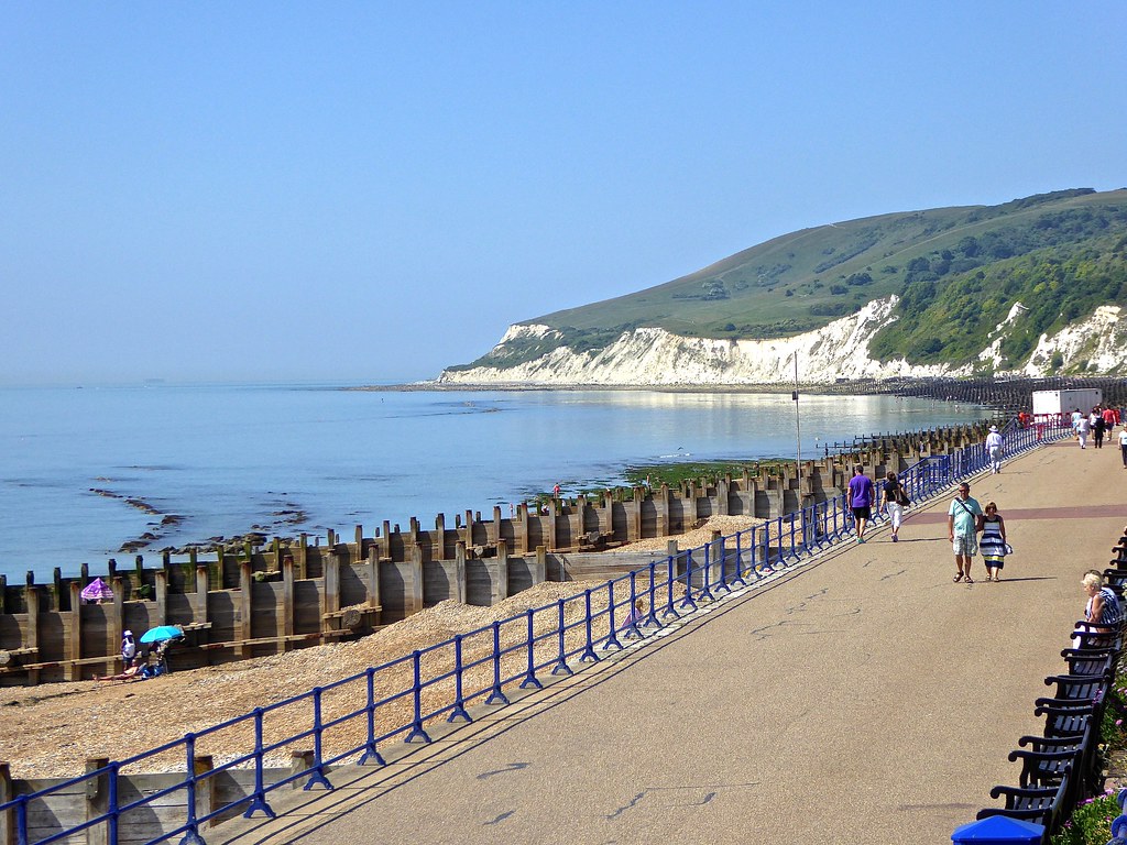 Eastbourne Holywell Beach (Holywell Retreat) Located at th… Flickr