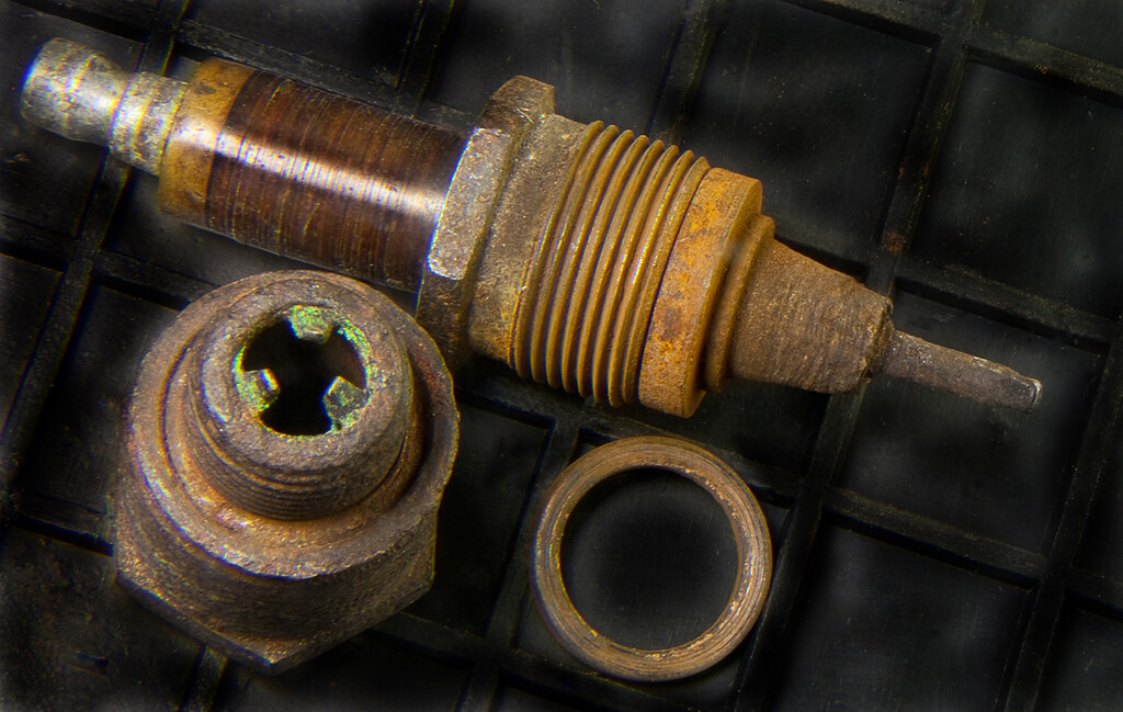 KLG L777 Spark Plug View On Black Tudor Barker Flickr