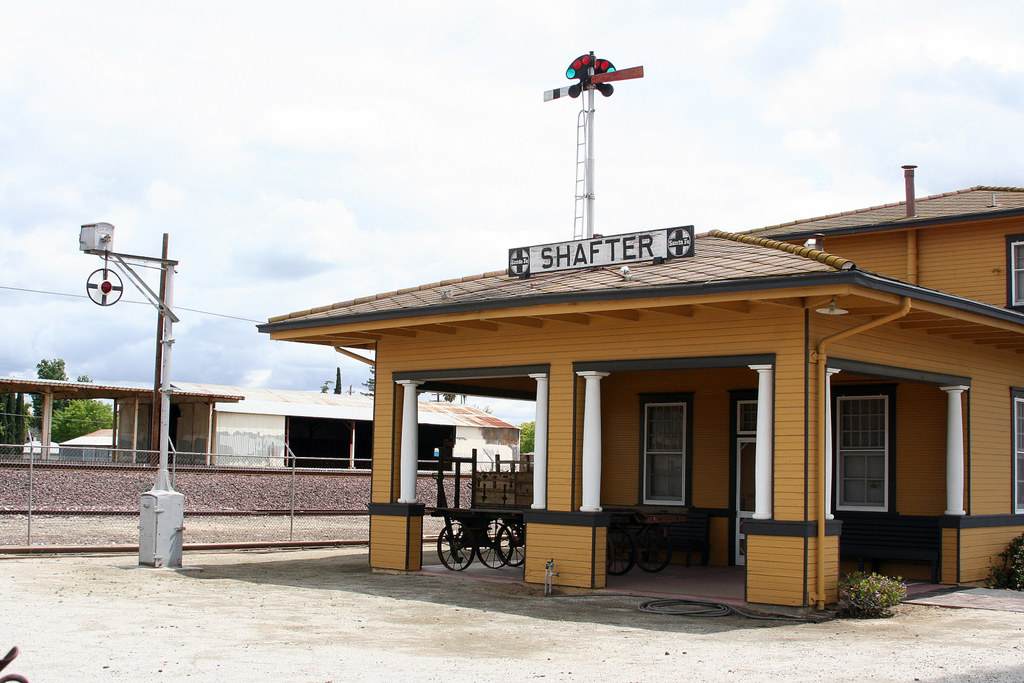 shafter depot Santa Fe depot, Shafter CA. Road trip Spring… Bruce