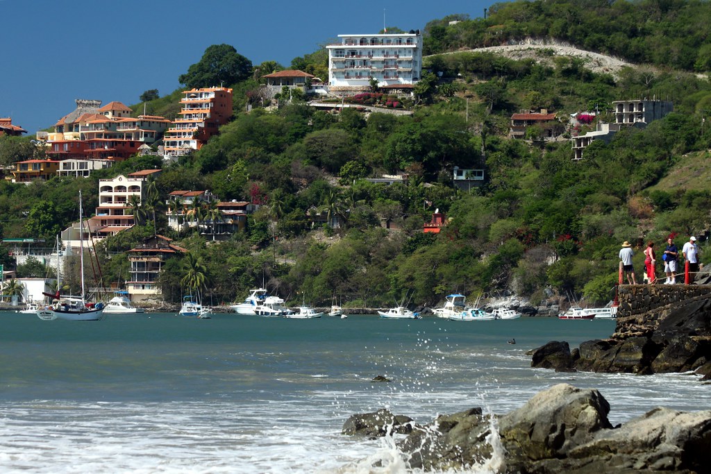Ixtapa Zihuatanejo Water Temperature Forecasts & current water temp