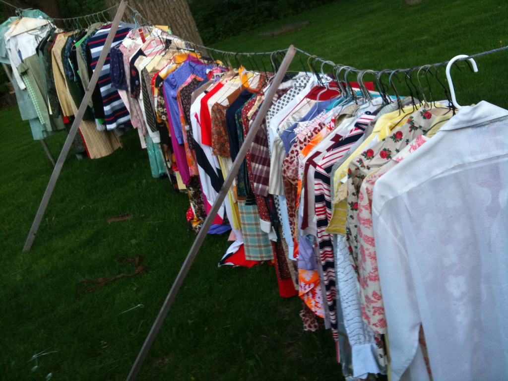 250 Vintage Clothing Items Auction 5/22/10 They have ma… Flickr