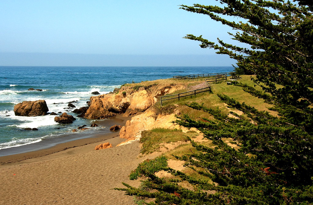 Cambria, CA Moonstone Beach, Cambria, CA. Don & Suzan Weller Flickr