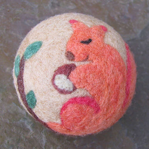 Squirrel with a haselnut Felt Ball Needle and wett felte… Flickr