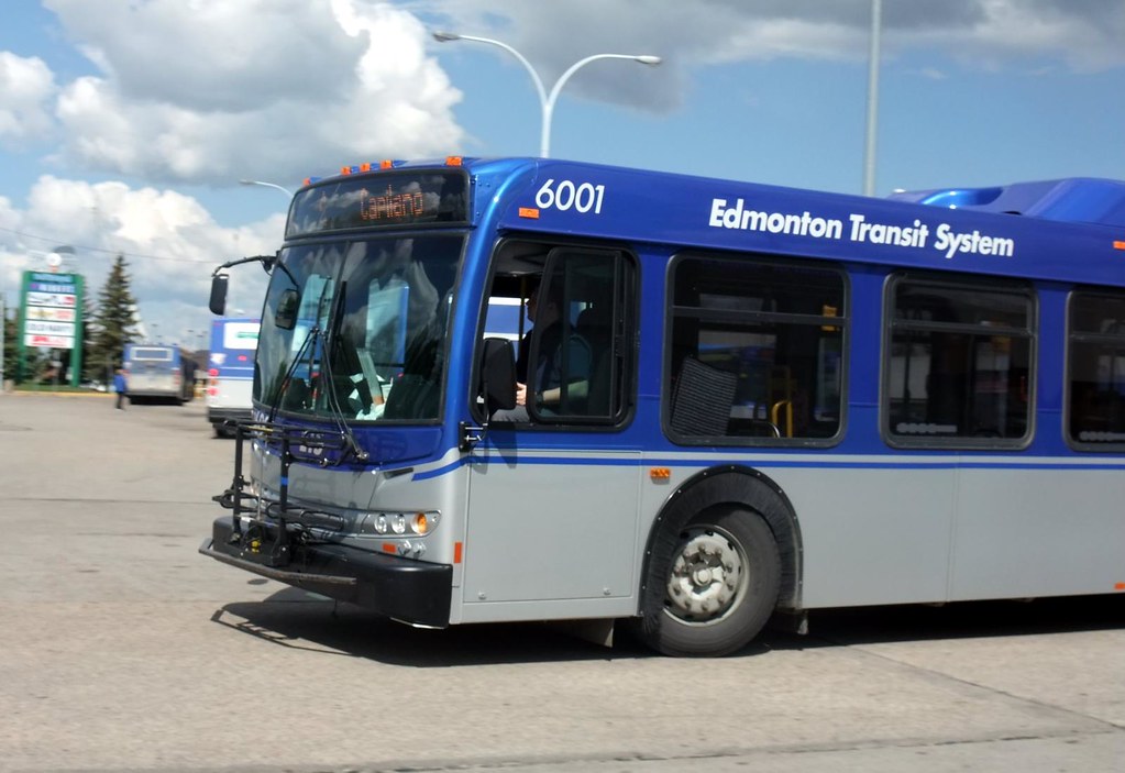Edmonton 6001 Is it the only bus (of the newlooking varie… Flickr
