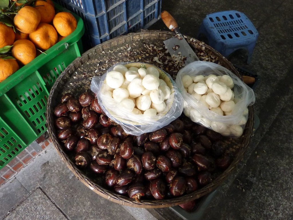 Water chestnuts kattebelletje Flickr