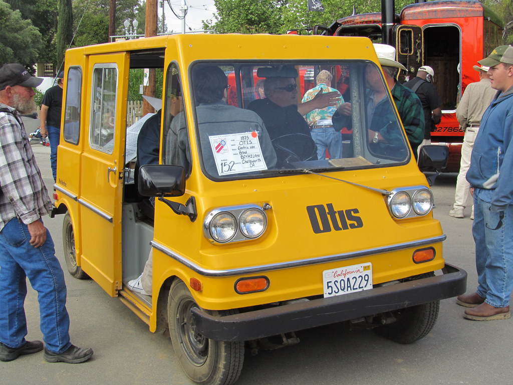 OTIS Electric Vehicle 1975 Antique Truck Show, 2010. Flickr