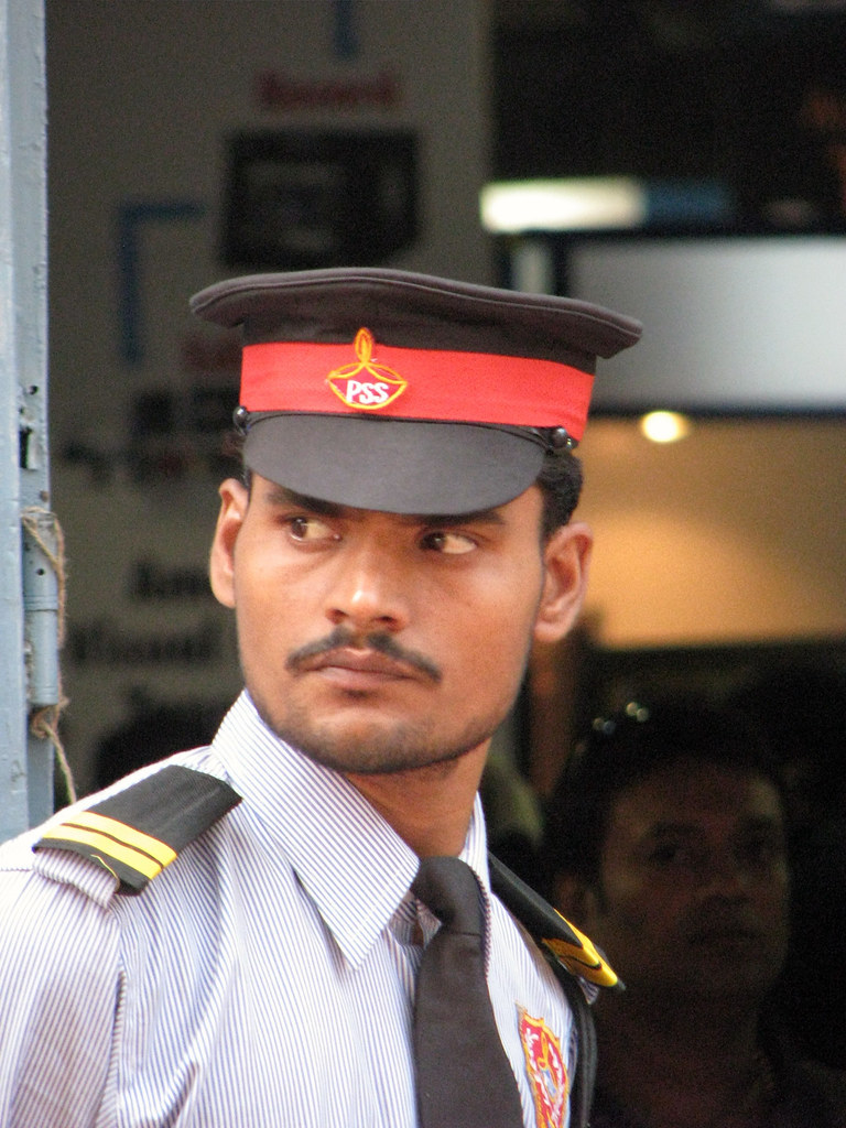 Security guard (Mumbai, India) Ada Flickr