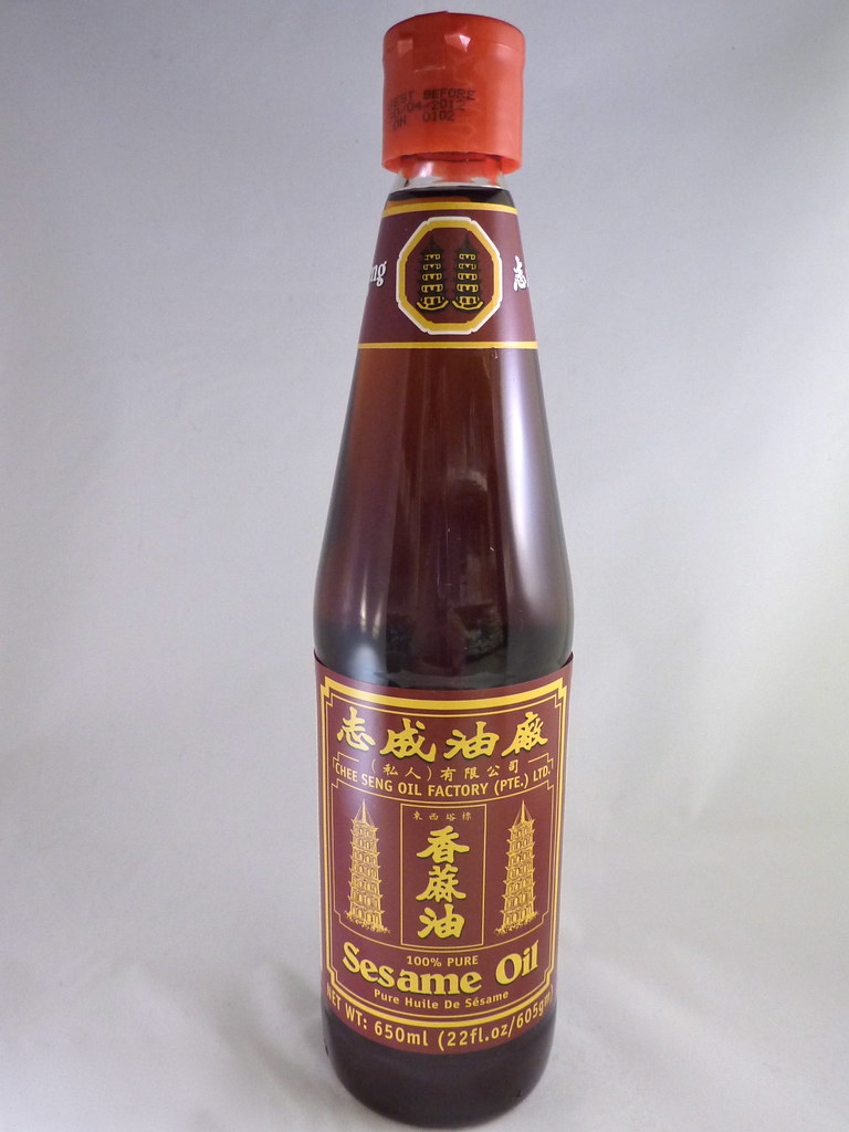 Sesame oil kattebelletje Flickr