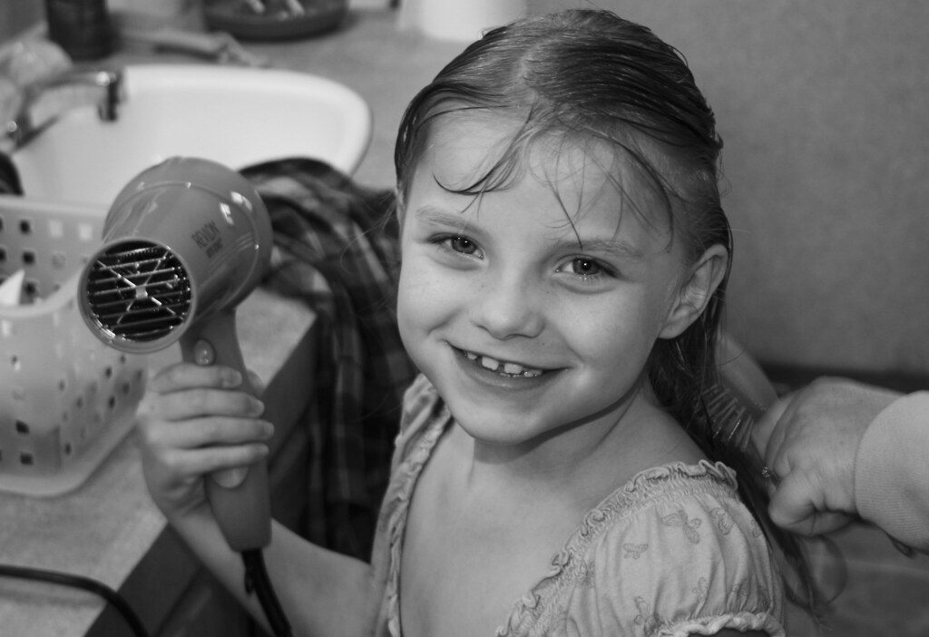 20100303_0098gc Jasmine getting her hair dried See where t… Flickr