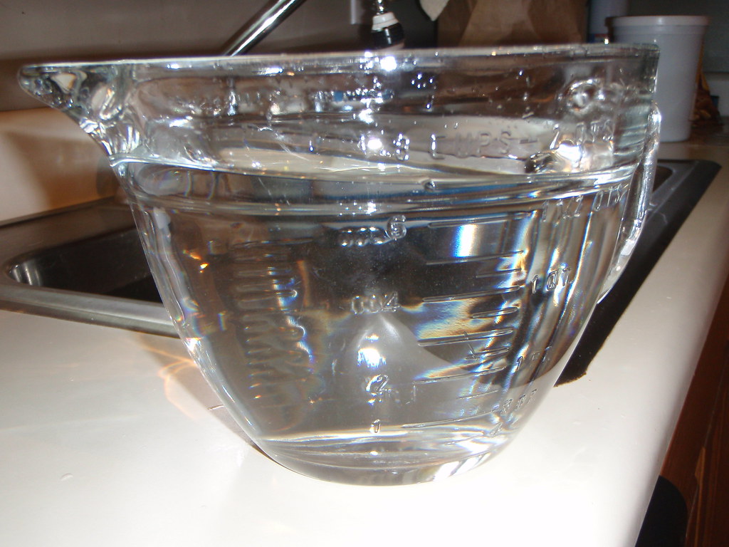 3 quarts use 3 quarts of water in a 1 gallon plastic bag. The