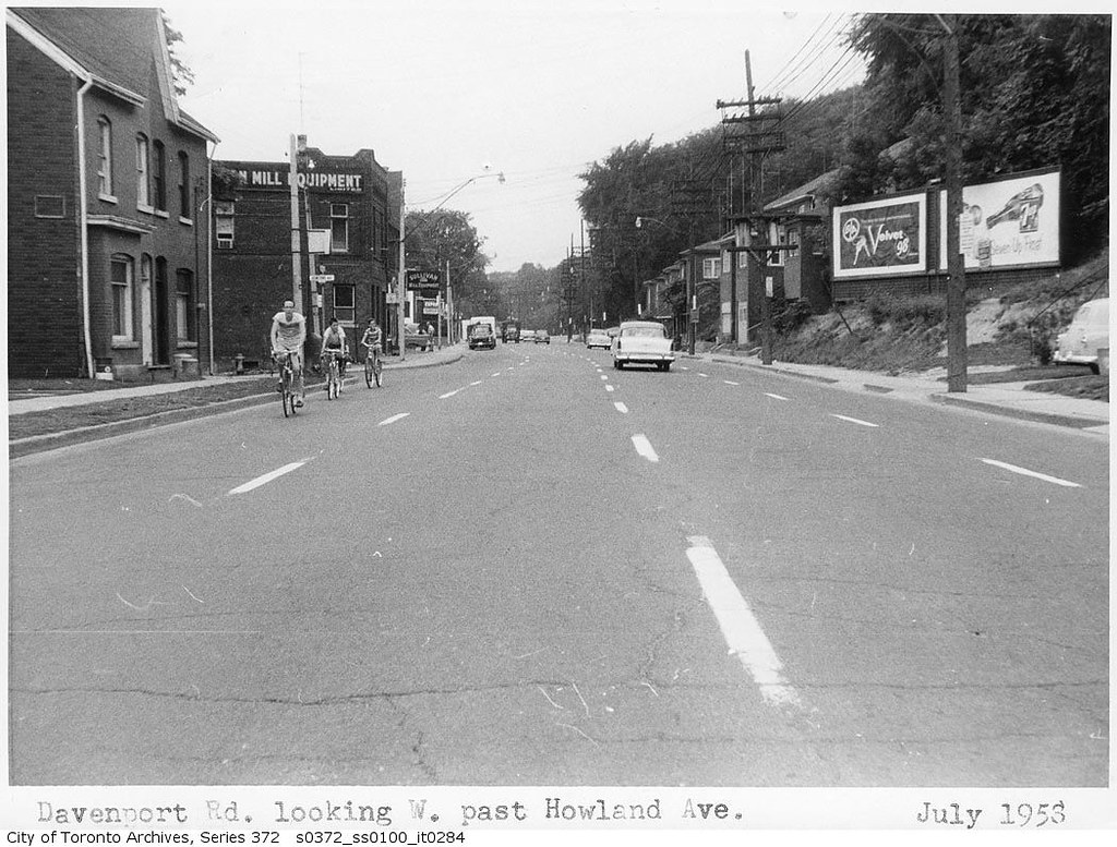 Davenport Road, looking west from Howland Avenue Photograp… Flickr