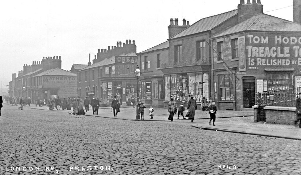 London Road, Preston No. 40 At the far right is the juncti… Flickr