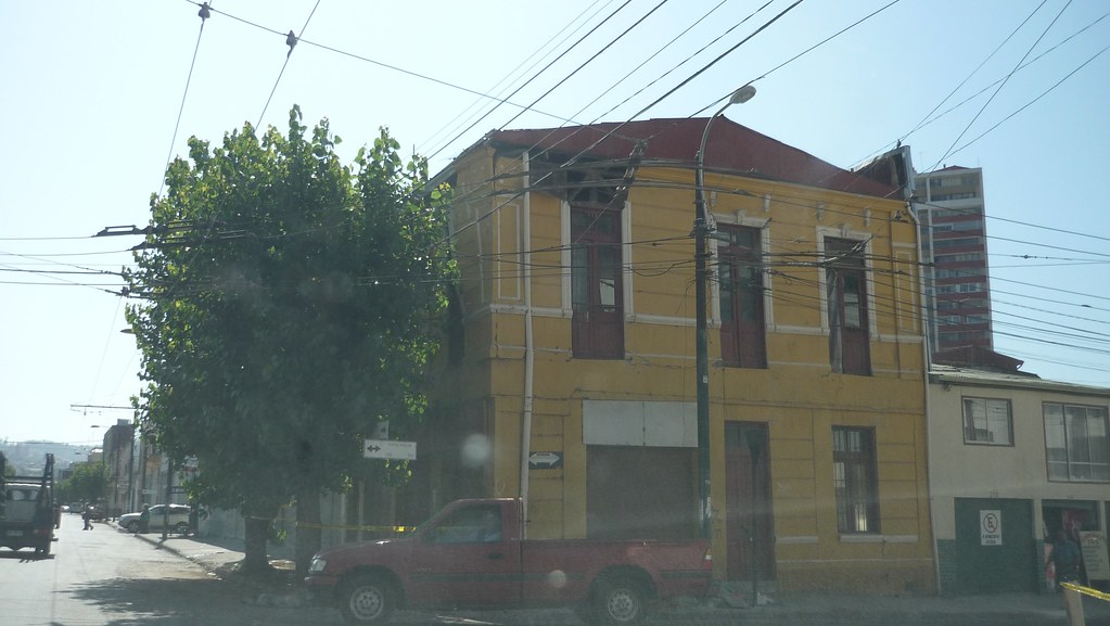 Valparaíso, Terremoto Chile 2010 Av Colón Barahona Flickr