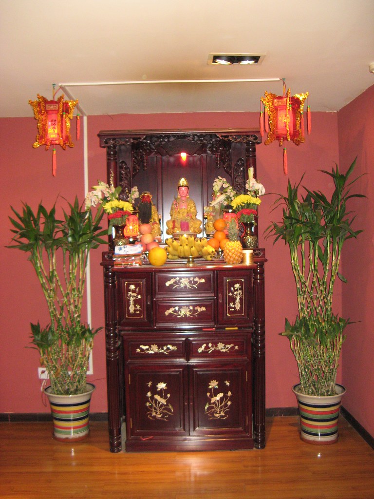 Buddhist Home Altar Minimalis