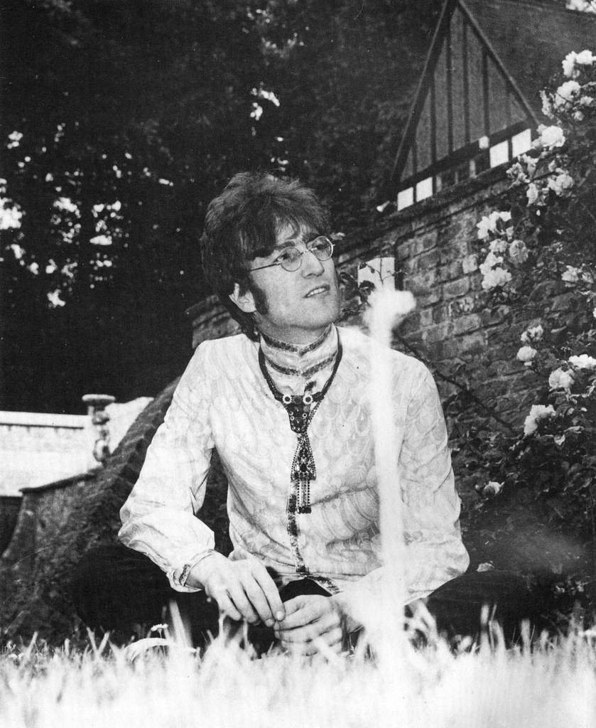 Beatles John Lennon in Kenwood rising70 Flickr
