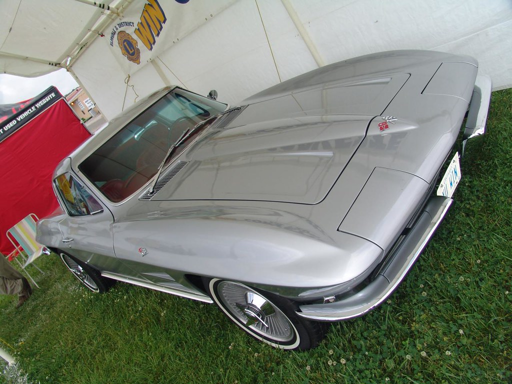 1964 Corvette This car was on display at the Burls Creek A… Flickr