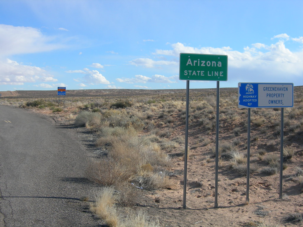 Arizona State Line US Hwy 89 at the Utah line. Jimmy Emerson, DVM