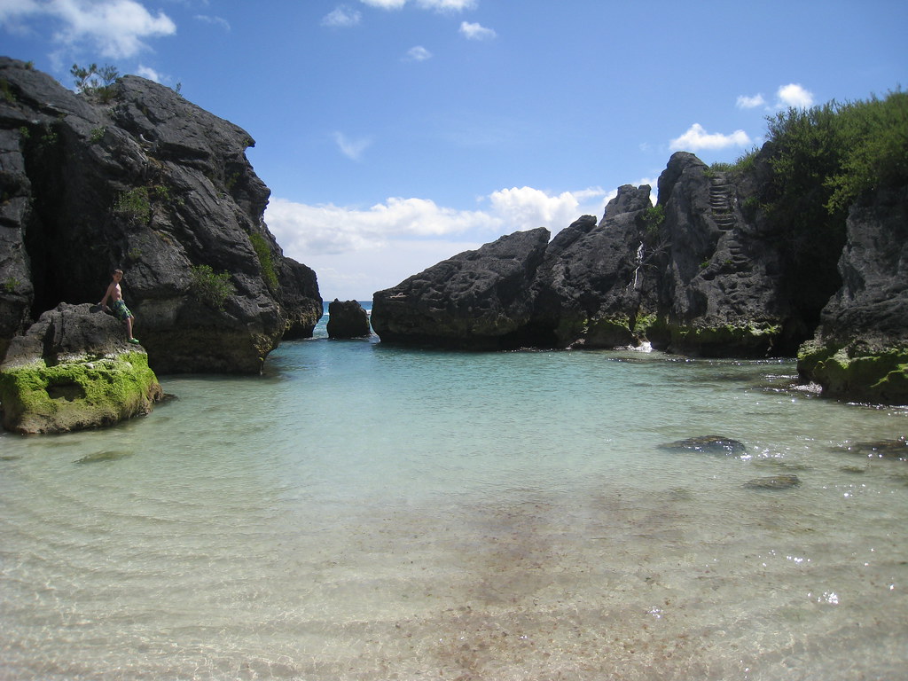 Jobson's Cove Bermuda Andrew is climbing the rock on the l… Flickr