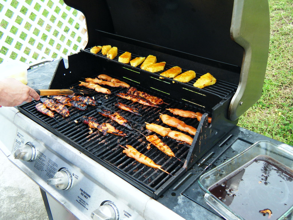 Grinds Hawaiian style If you havent grilled a pineapple be… Flickr
