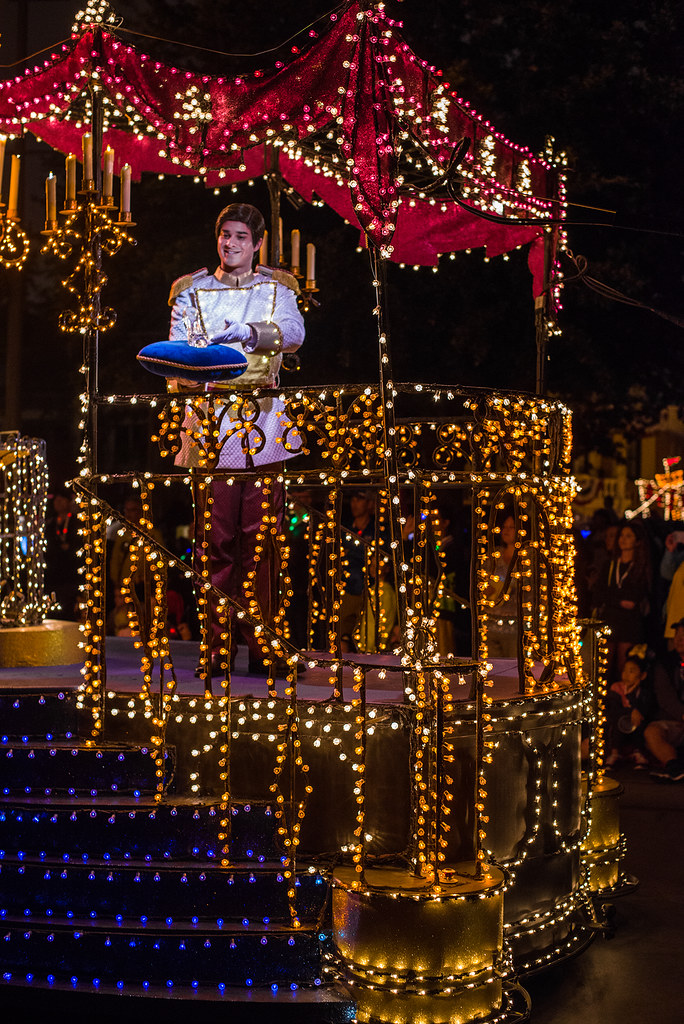 Prince Charming with the glass slipper in Main Street Elec… Flickr