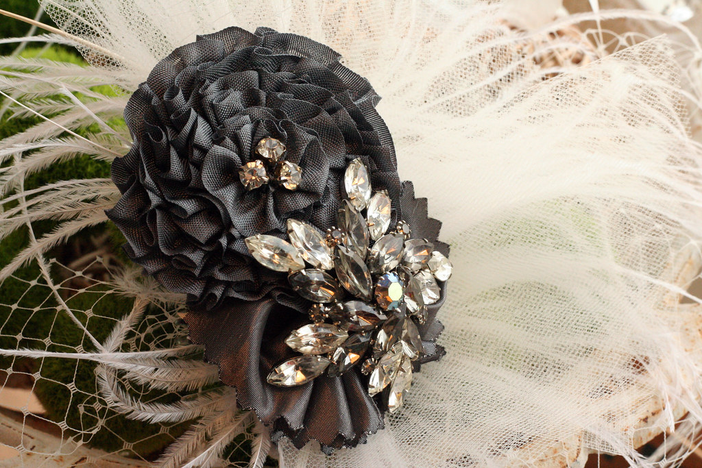 handmade fascinator & birdcage veil (detail) I made my wed… Flickr