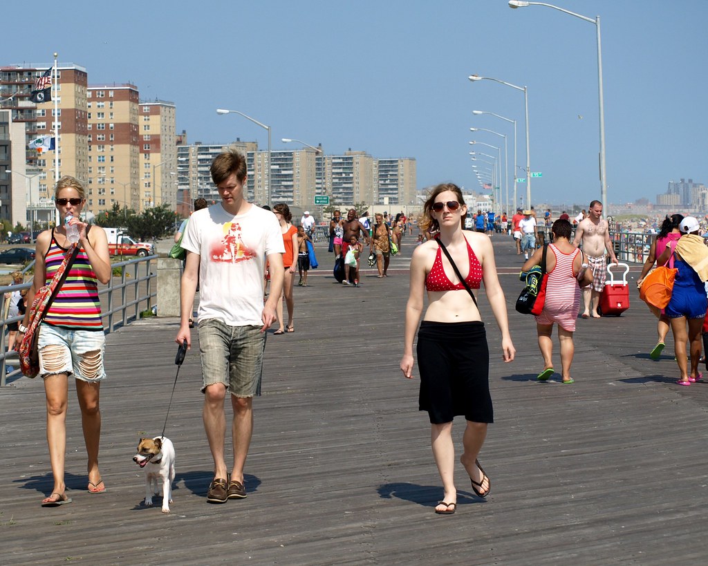 Are Dogs Allowed In Rockaway Beach Boardwalk