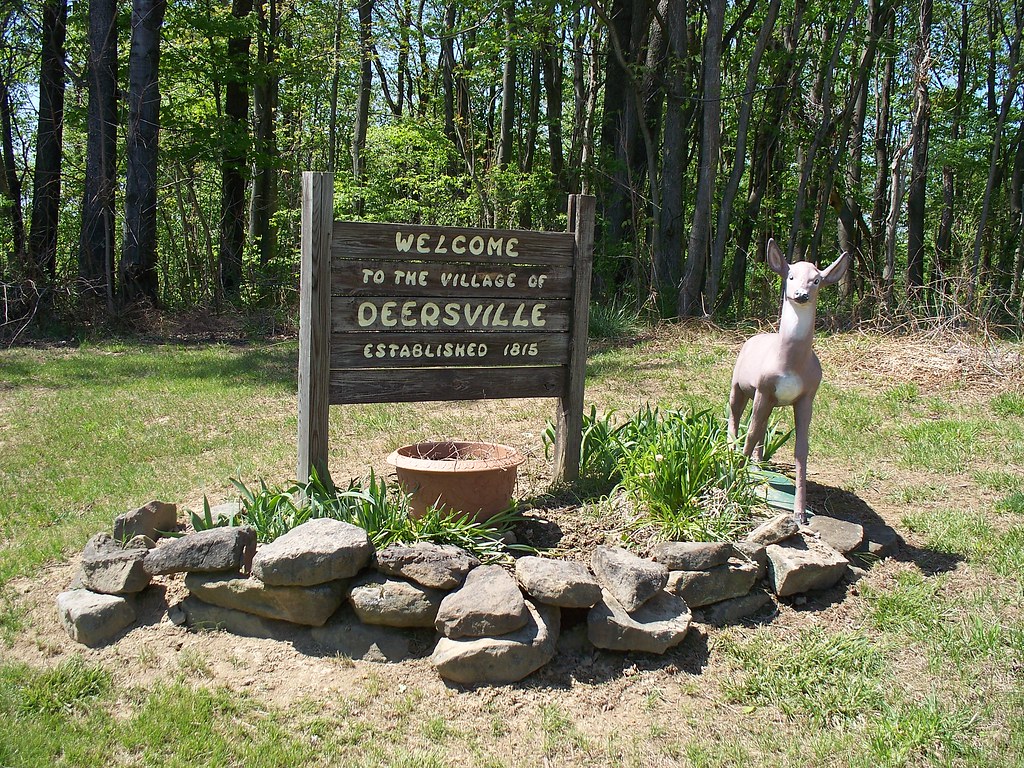 OH Deersville Entrance Entrance to Deersville, Ohio. Flickr
