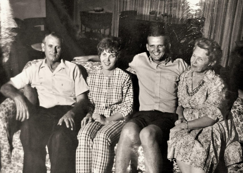 DSC_0025 Joe, Nancy, Tommy, and Elsie Joey McCoy Flickr