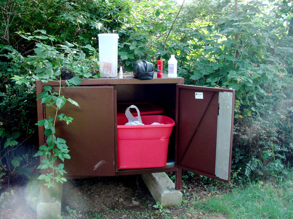 bear box Camping at Loft Mountain campsite in Shenandoah N… Flickr