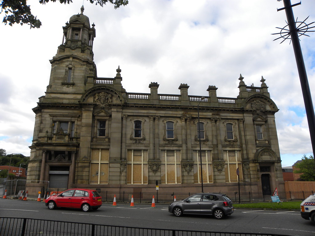Old Bank at Mumps, Oldham GadgetHead Flickr