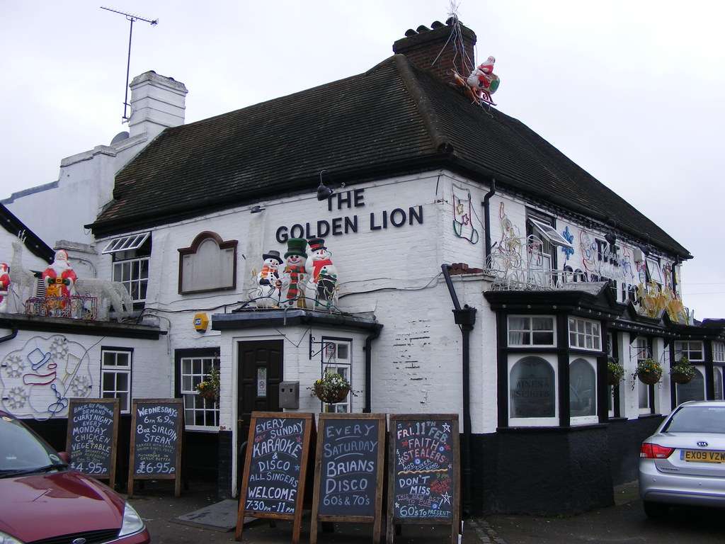 Hertfordshire London Colney THE GOLDEN LION a photo on Flickriver