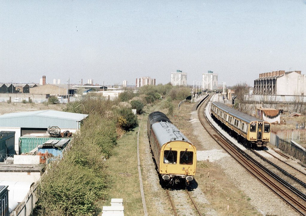 47701 & 507007, Bootle Oriel Road, 8th April 2003. Flickr