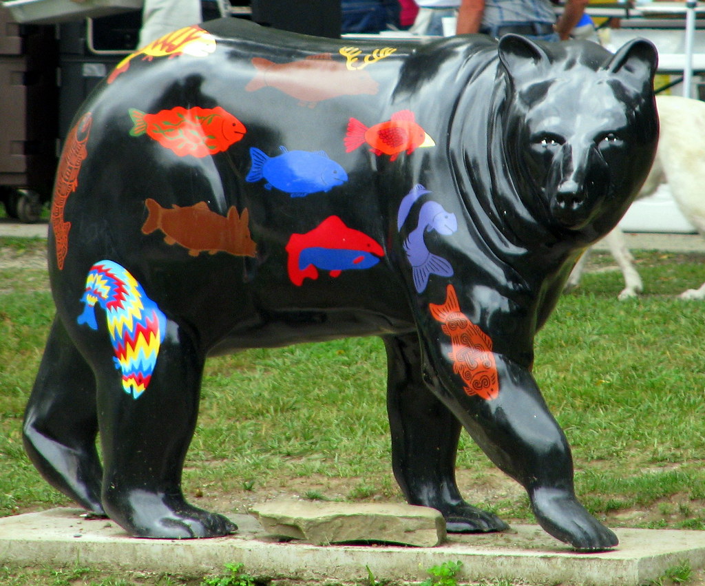 Cherokee Bear since the thing for towns to do these days a… Flickr