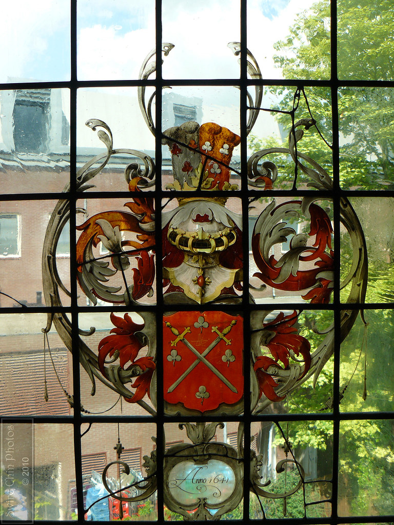Painted Glass Window Coat of Arms I don't know if this is… Flickr