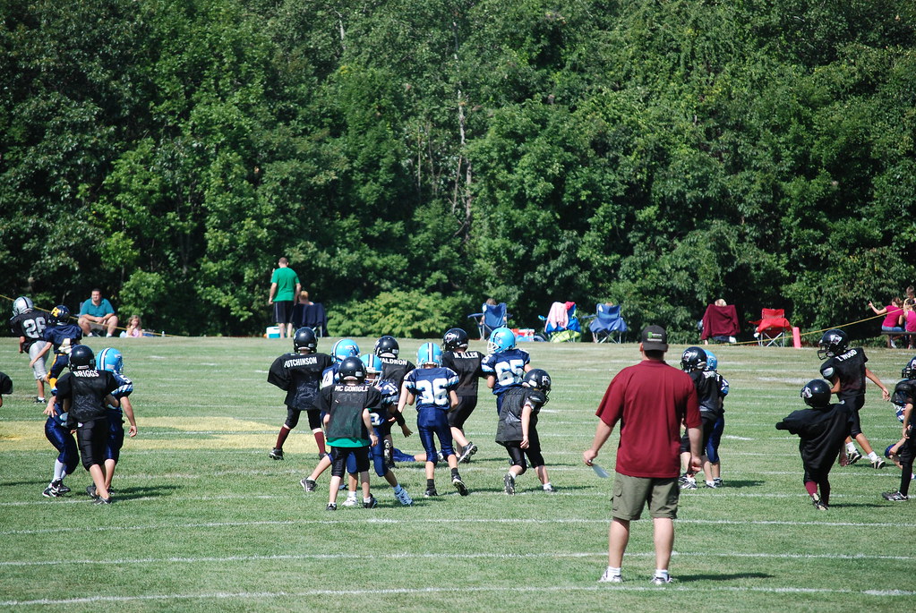 hooksett football jamboree 2010 097 cantsitstill Flickr
