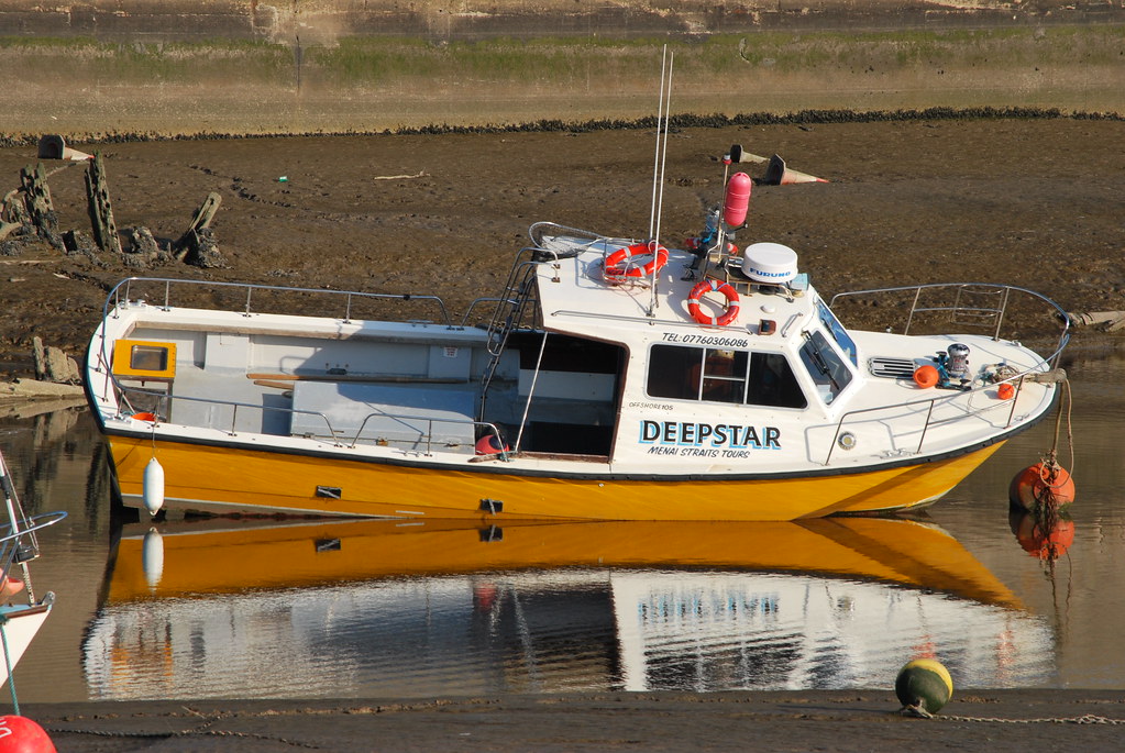 'Deepstar', Fishing boat at Rhyl harbour Ian Wilson Flickr