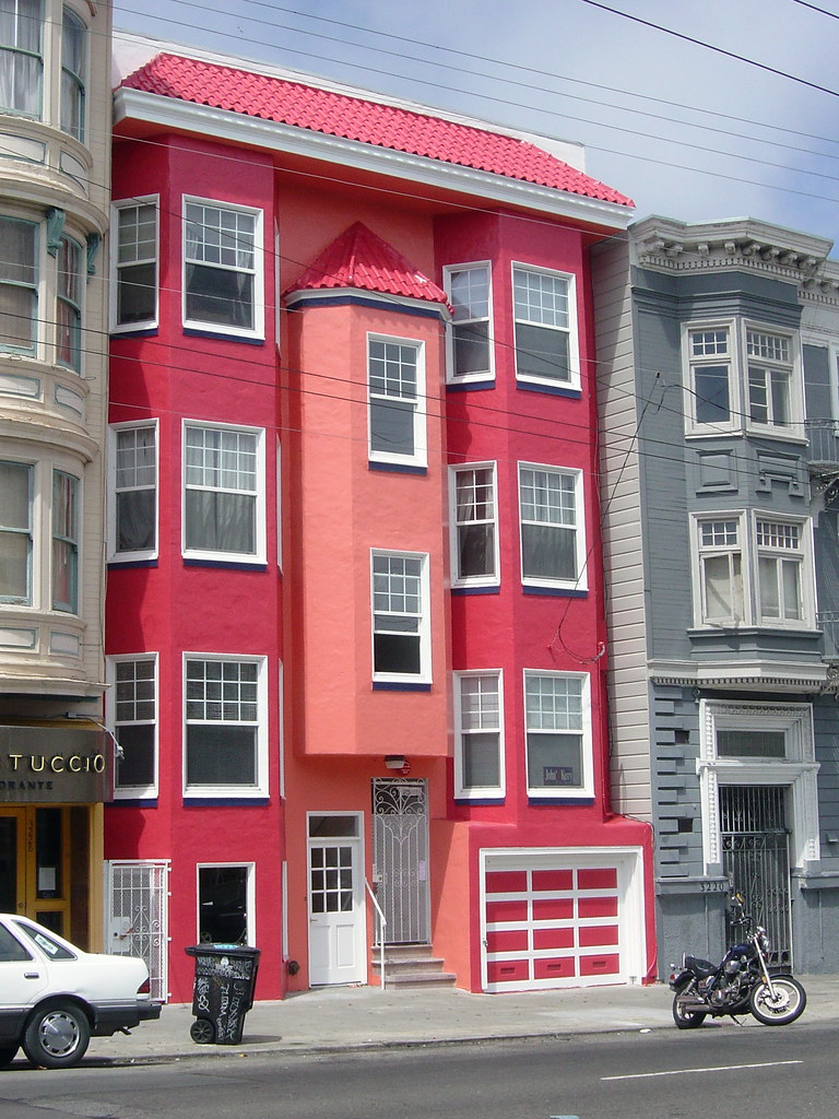Row house in San Francisco I love how the red house stands… Flickr