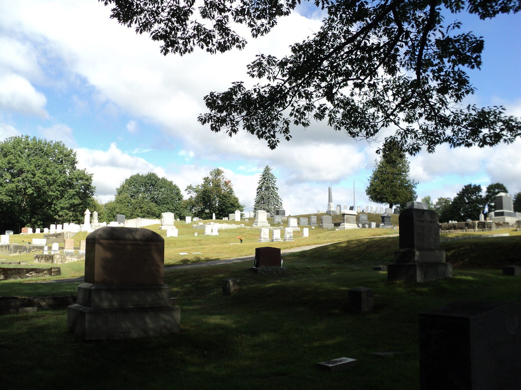Hillside Cemetary Lisbon Falls, Maine. Sam T Flickr