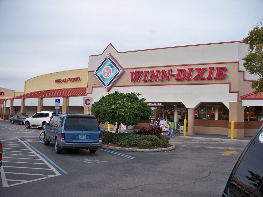 100_1079 WinnDixie, former Grand Union/Grandway, 62nd Ave… Flickr