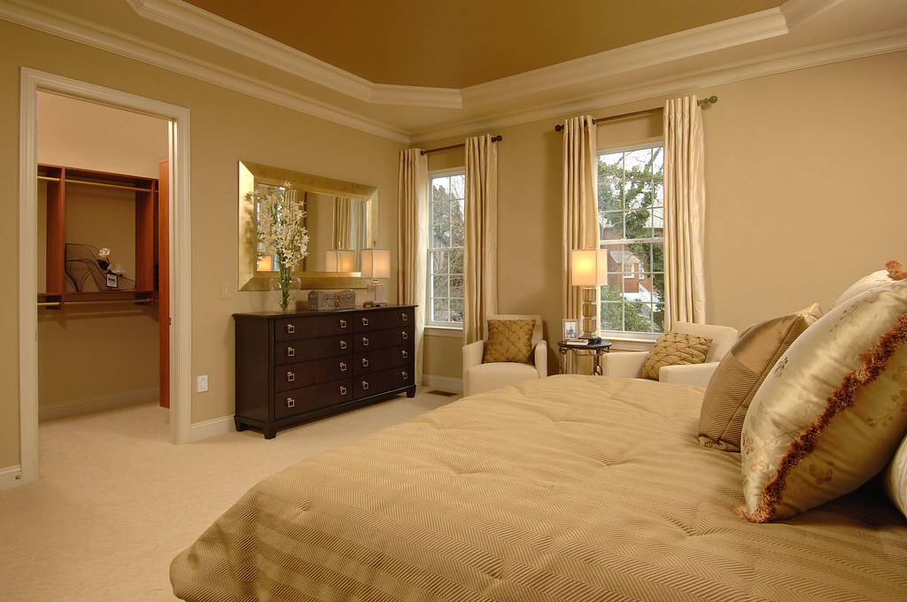 Woodbrook in Charles' bedroom Master Woodbrook in Charles, ... Flickr